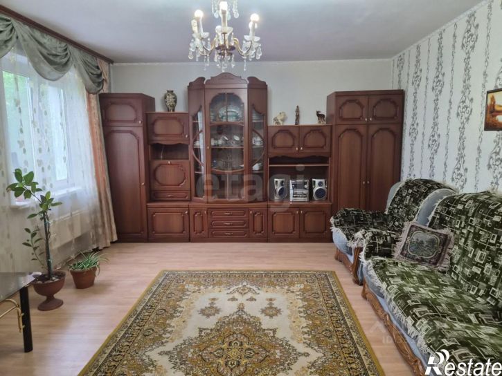 3-комн квартира улица Красных Коммунаров, 17,  д. 17