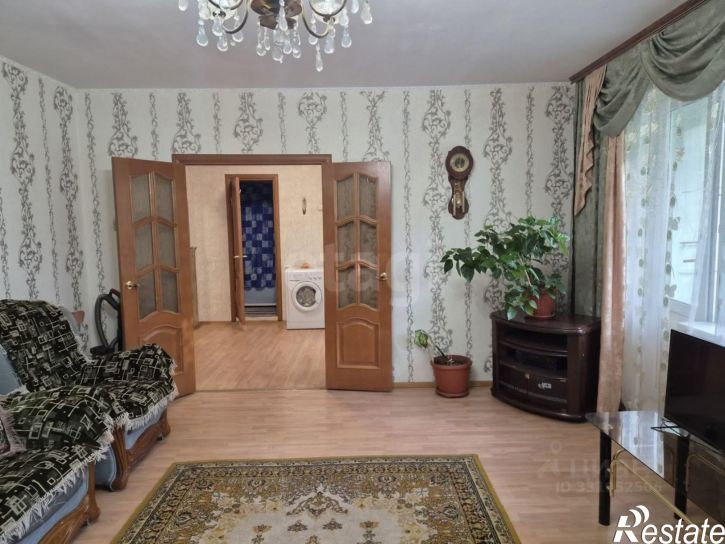 3-комн квартира улица Красных Коммунаров, 17,  д. 17