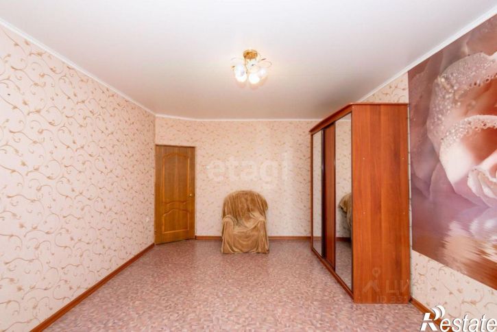 3-комн квартира улица Токмакова, 46,  д. 46