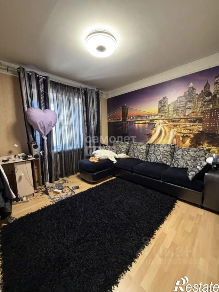 3-комн квартира улица Николая Островского, 61,  д. 61