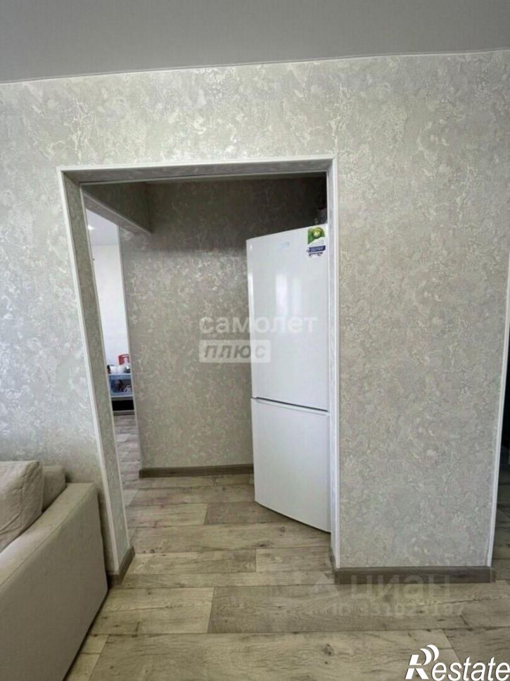 2-комн квартира улица Космонавтов, 4,  д. 4