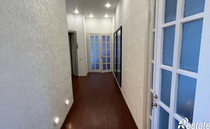 5-комн квартира Амурская улица, 82,  д. 82