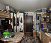 комната 13 кв м улица Матвеева, 34