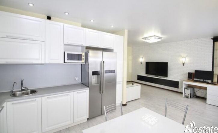 3-комн квартира улица Богомягкова, 107,  д. 107