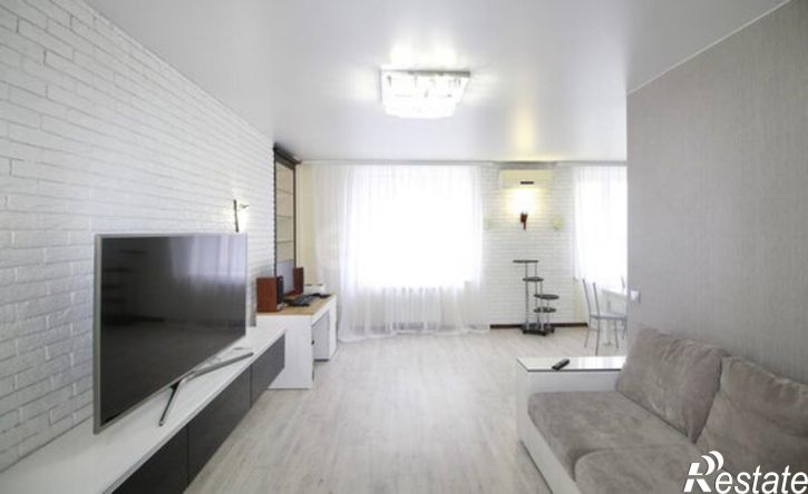 3-комн квартира улица Богомягкова, 107,  д. 107