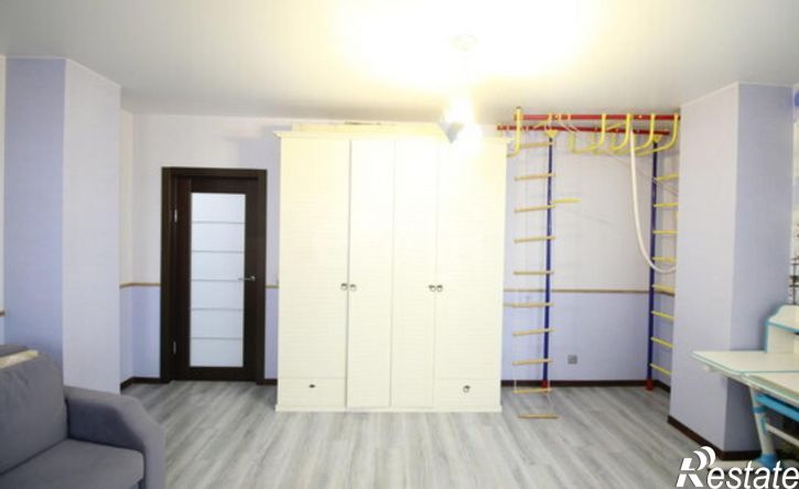 3-комн квартира улица Богомягкова, 107,  д. 107