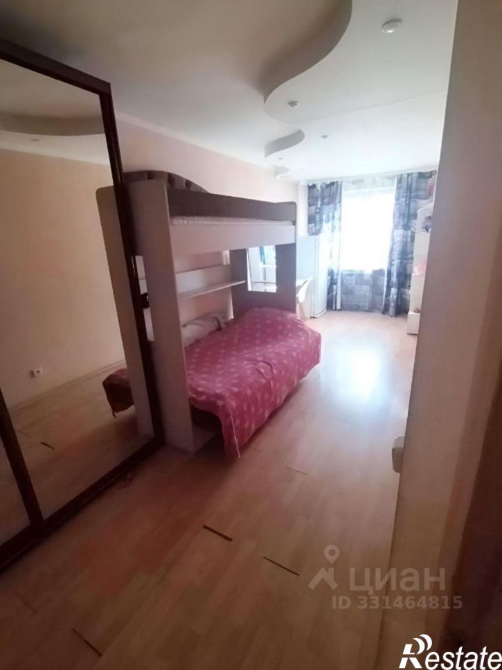 3-комн квартира Украинский бульвар, 24,  д. 24