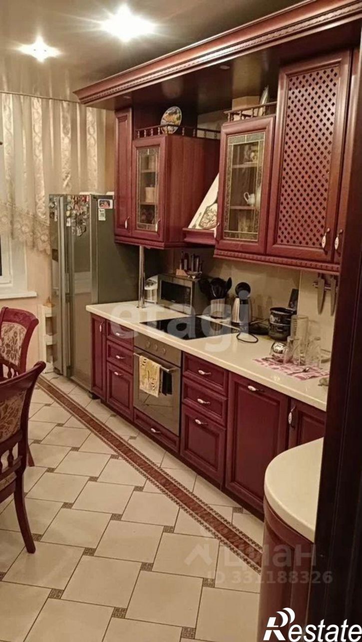 3-комн квартира улица Бутина, 123,  д. 123