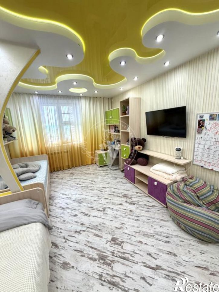 3-комн квартира Шилова, 43