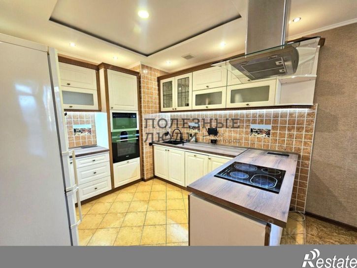 3-комн квартира Новобульварная улица, 34,  д. 34