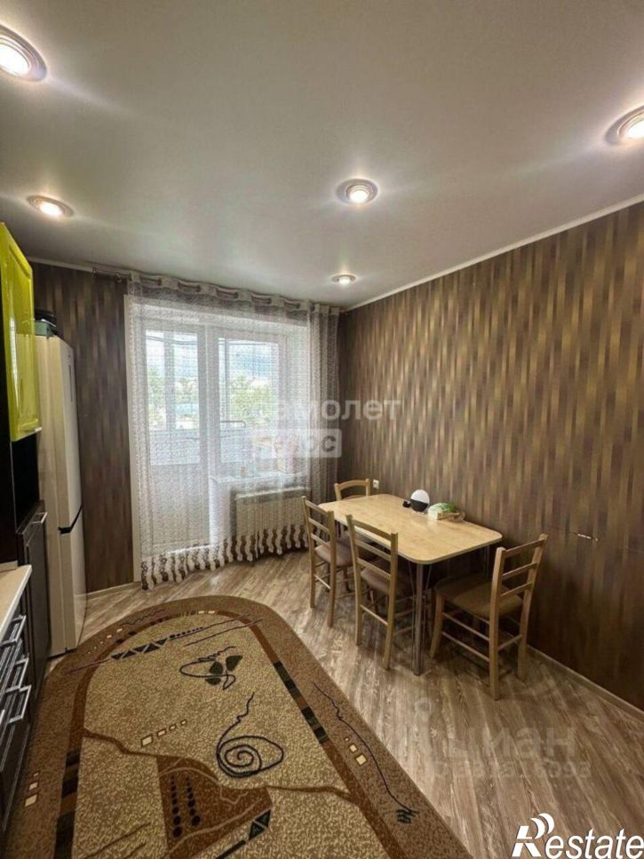 3-комн квартира улица Полины Осипенко, 44,  д. 44