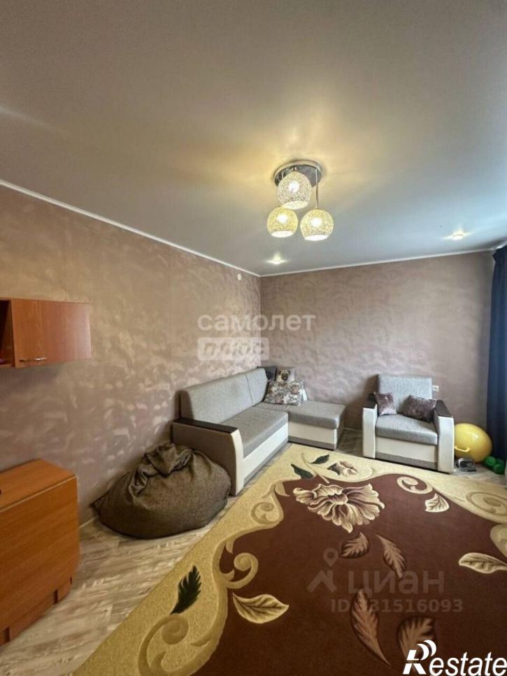 3-комн квартира улица Полины Осипенко, 44,  д. 44