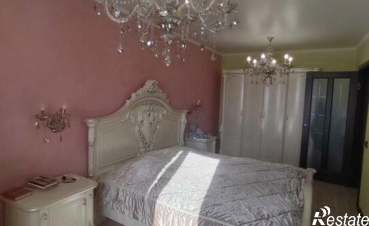 2-комн квартира улица Строителей, 4,  д. 4
