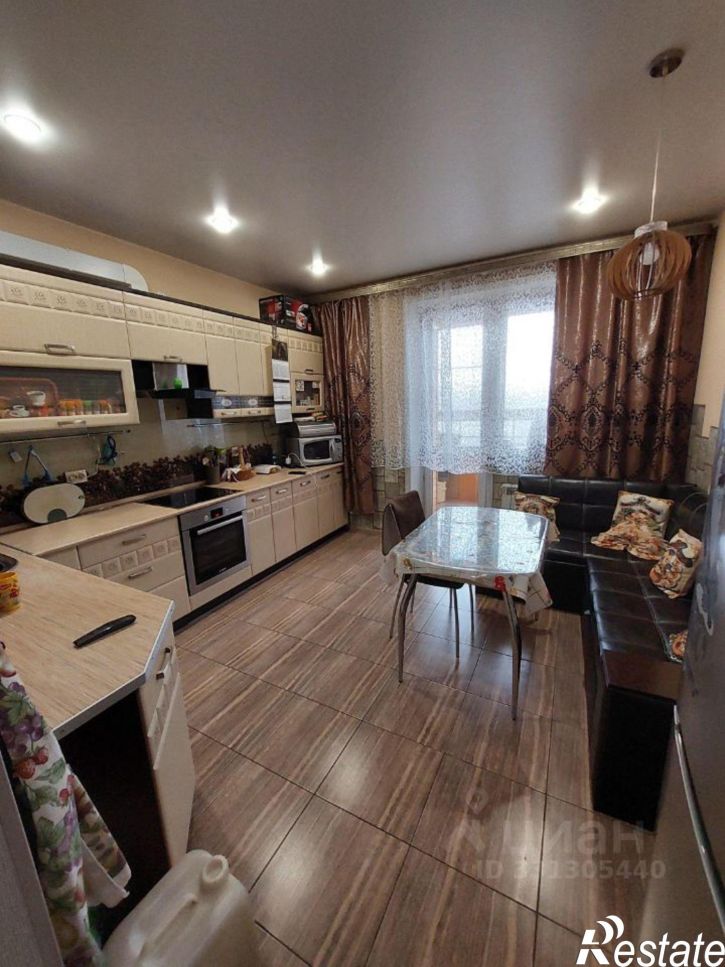 2-комн квартира Алданская улица, 11,  д. 11