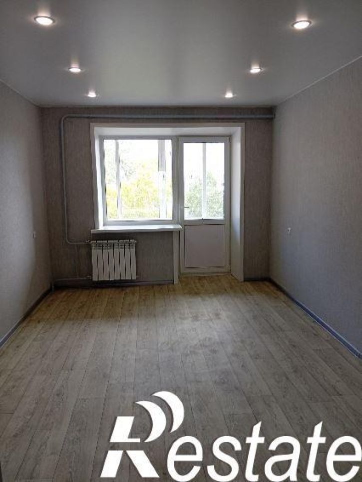 3-комн квартира улица Анохина, 21