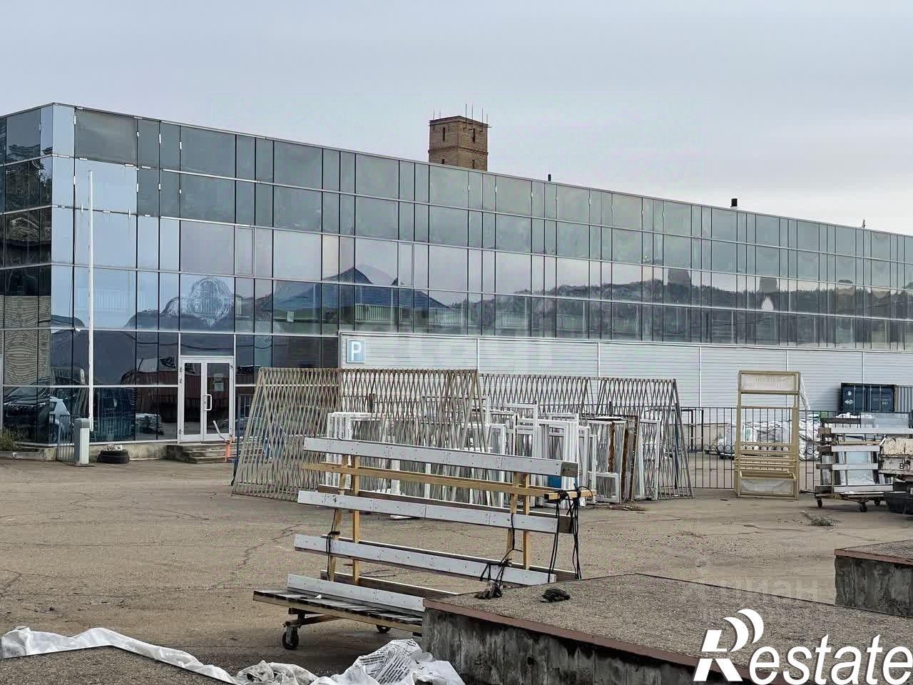 Купить складское помещение за 150 001 000 рублей на 1-я Оранжерейная улица