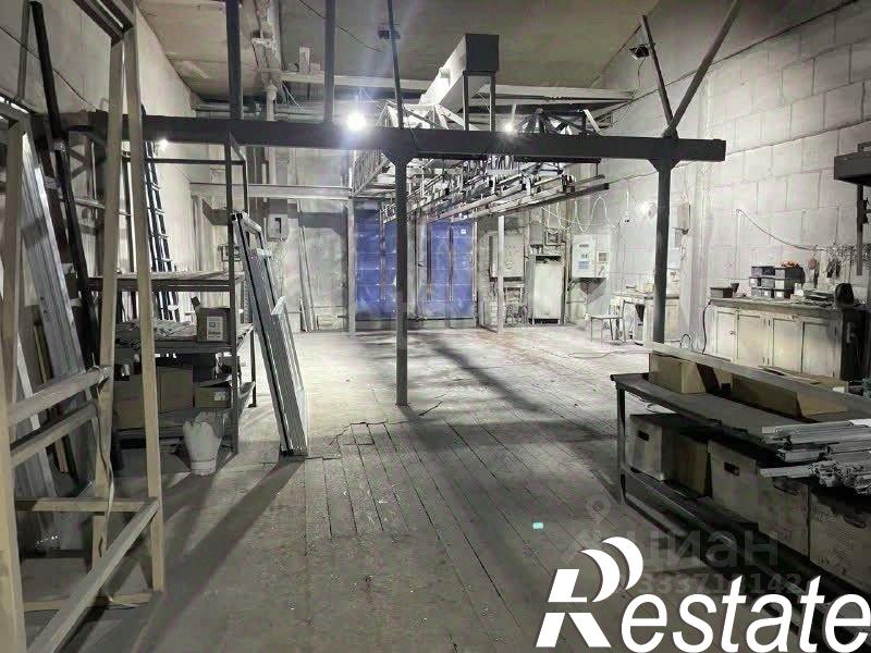 Купить складское помещение за 150 001 000 рублей на 1-я Оранжерейная улица