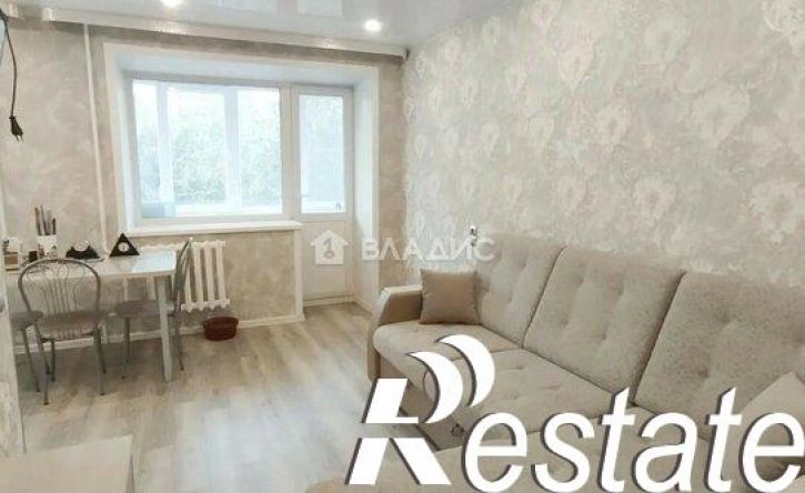 3-комн квартира улица Столярова, 65,  д. 65