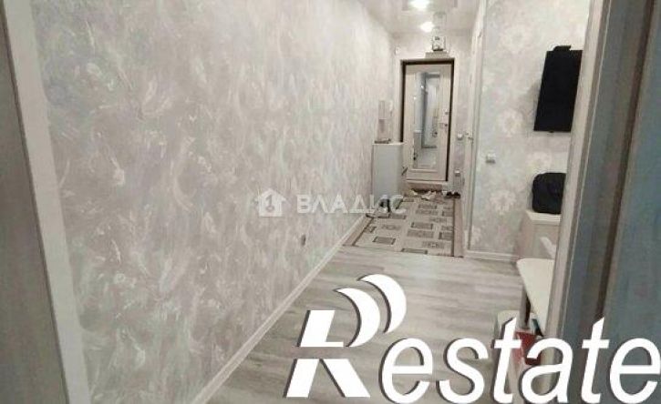 3-комн квартира улица Столярова, 65,  д. 65