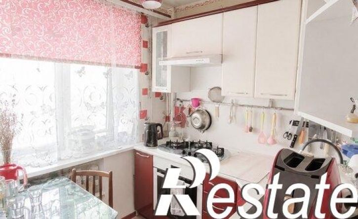 4-комн квартира улица Журавлёва, 102,  д. 102