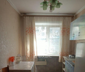 комната 180 кв м улица Матвеева, 34
