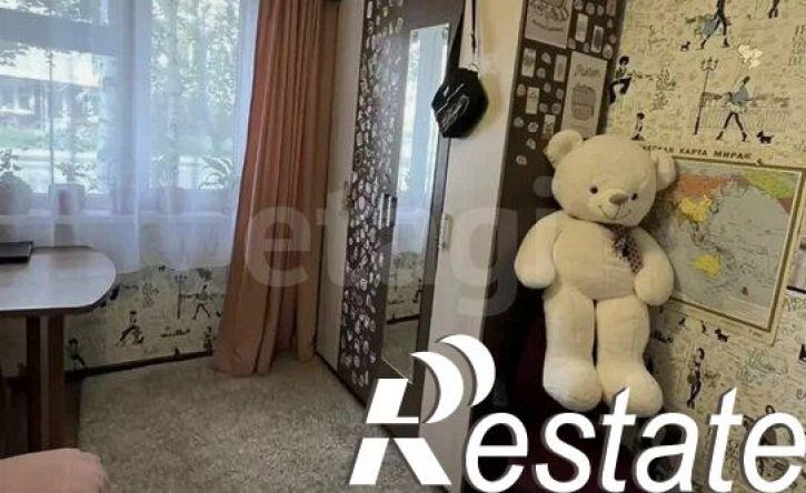 3-комн квартира улица Кочеткова, 21,  д. 21