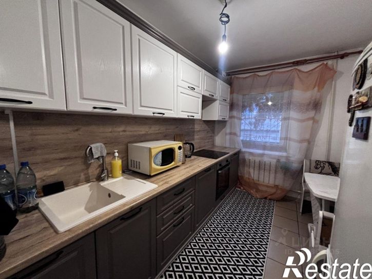 3-комн квартира улица Красного Восстания, 15,  д. 15