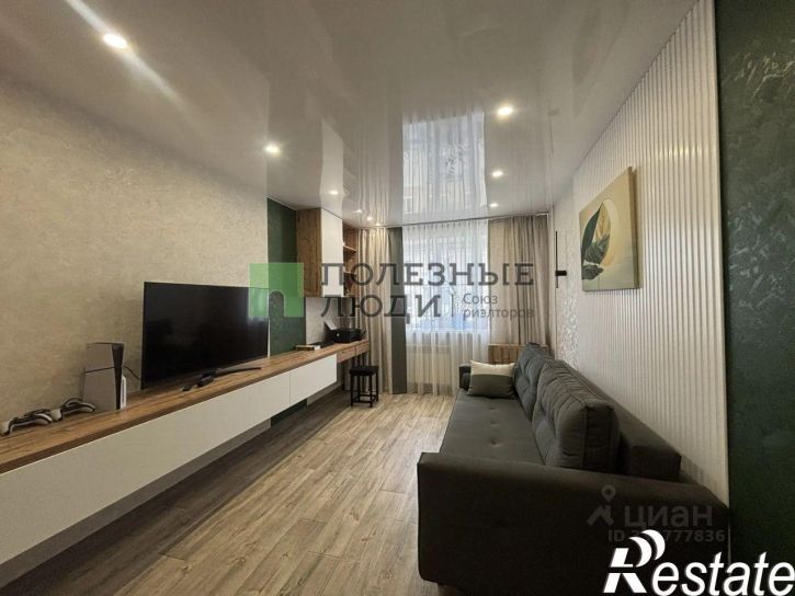 3-комн квартира улица Энтузиастов, 52,  д. 52