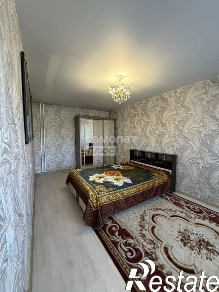 4-комн квартира Чита г., Ингодинский, 1-й мкр., д.19