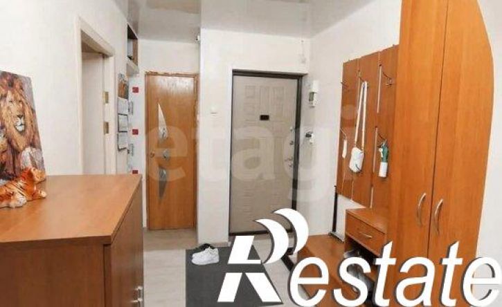 4-комн квартира улица Журавлёва, 102,  д. 102