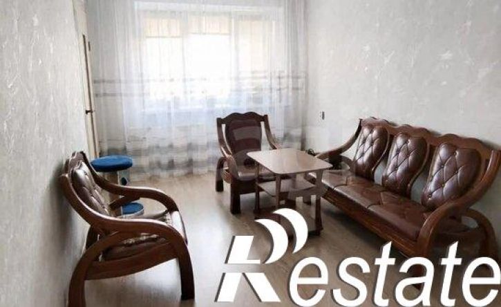 4-комн квартира улица Журавлёва, 102,  д. 102