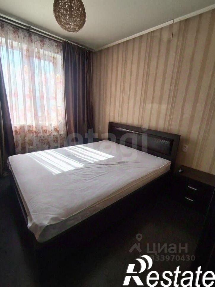 3-комн квартира улица Подгорбунского, 3,  д. 3