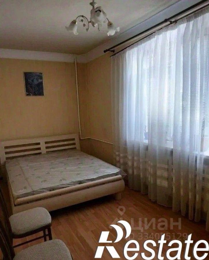 2-комн квартира улица Подгорбунского, 100,  д. 100