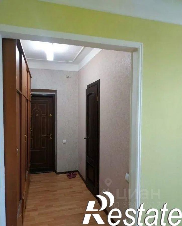 2-комн квартира улица Подгорбунского, 100,  д. 100