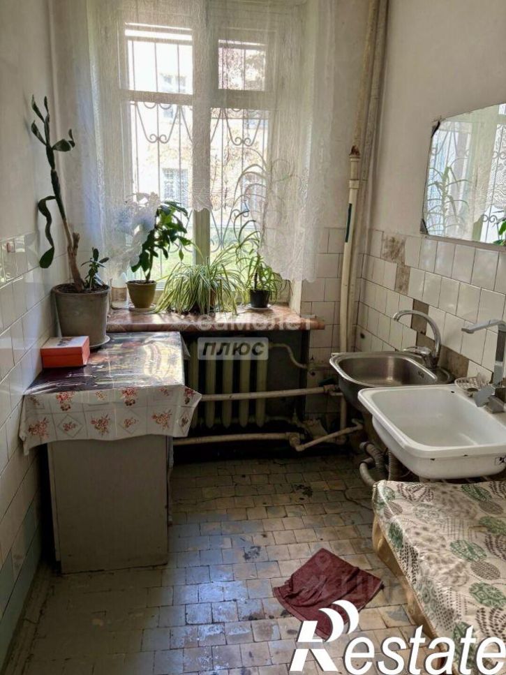 Комната улица Серова, 38,  д. 38