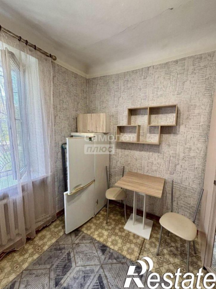 Комната улица Серова, 38,  д. 38
