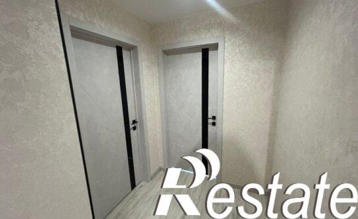4-комн квартира улица Столярова, 38,  д. 38