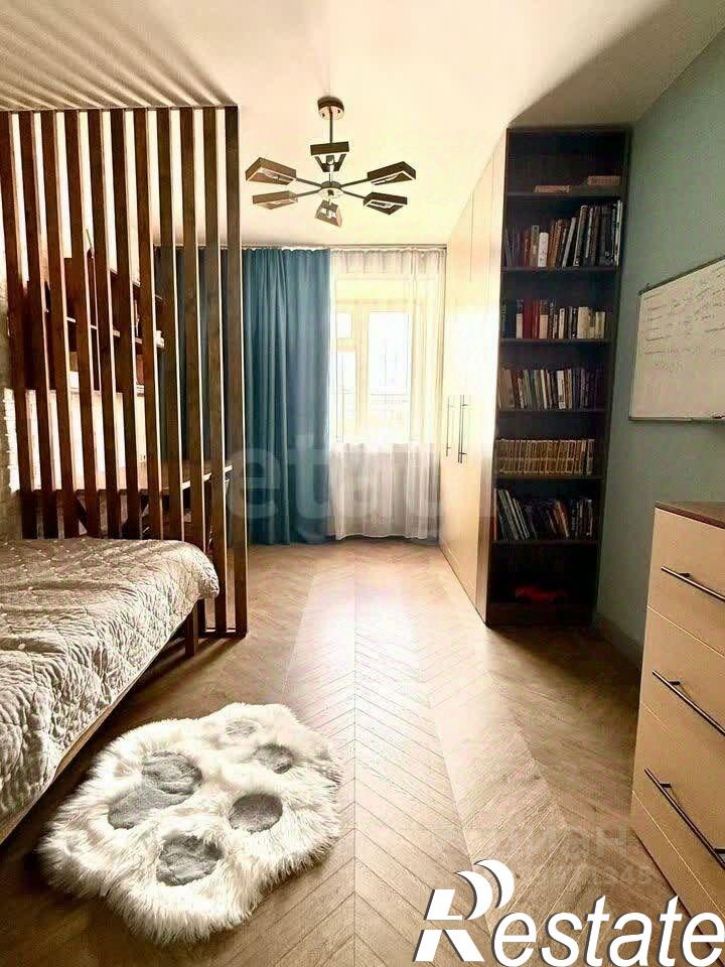 4-комн квартира улица Балябина, 46,  д. 46