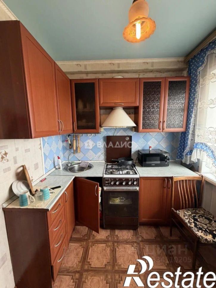 4-комн квартира улица Яковлева, 37,  д. 37