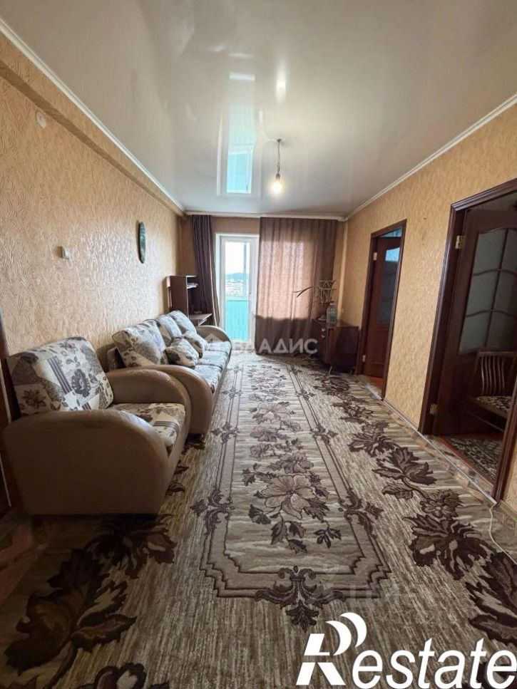 4-комн квартира улица Яковлева, 37,  д. 37