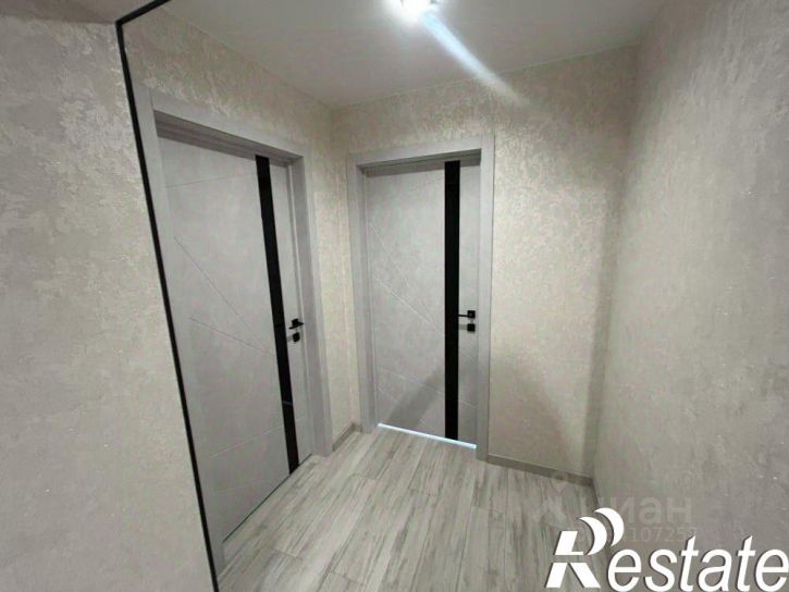 4-комн квартира улица Столярова, 38,  д. 38