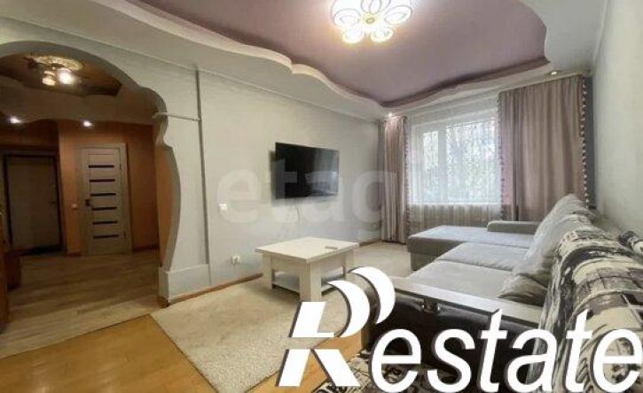 3-комн квартира Ленинградская улица, 98,  д. 98