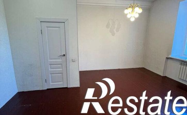 5-комн квартира Амурская улица, 82,  д. 82