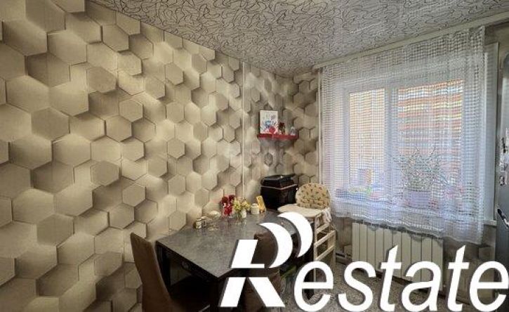 2-комн квартира улица Балябина, 52,  д. 52