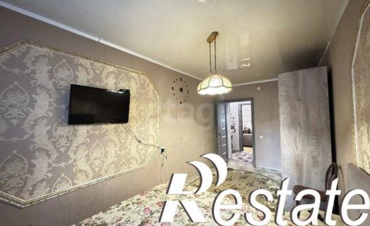 2-комн квартира улица Балябина, 37,  д. 37