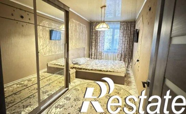 2-комн квартира улица Балябина, 37,  д. 37