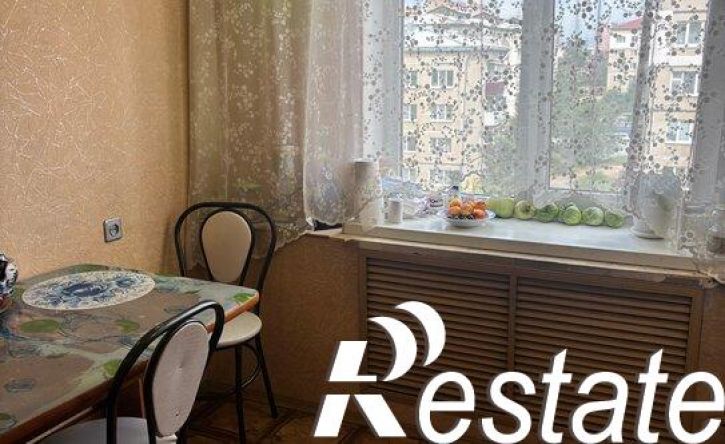 3-комн квартира Автогенная улица, 8,  д. 8