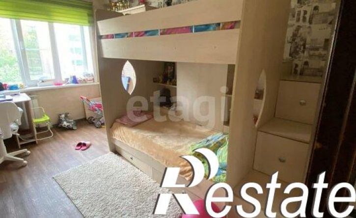 2-комн квартира улица Чкалова, 1,  д. 1