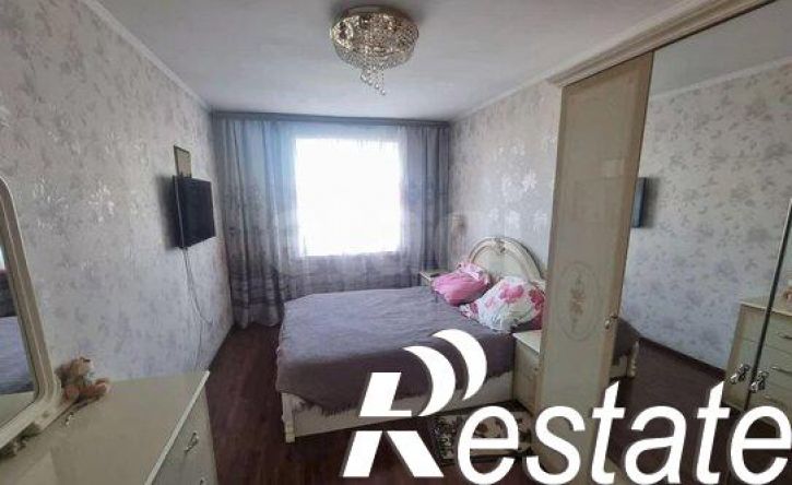 3-комн квартира улица Николая Островского, 15,  д. 15