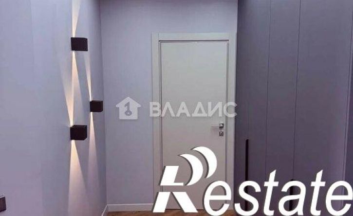 2-комн квартира Хабаровская улица, 4,  д. 4